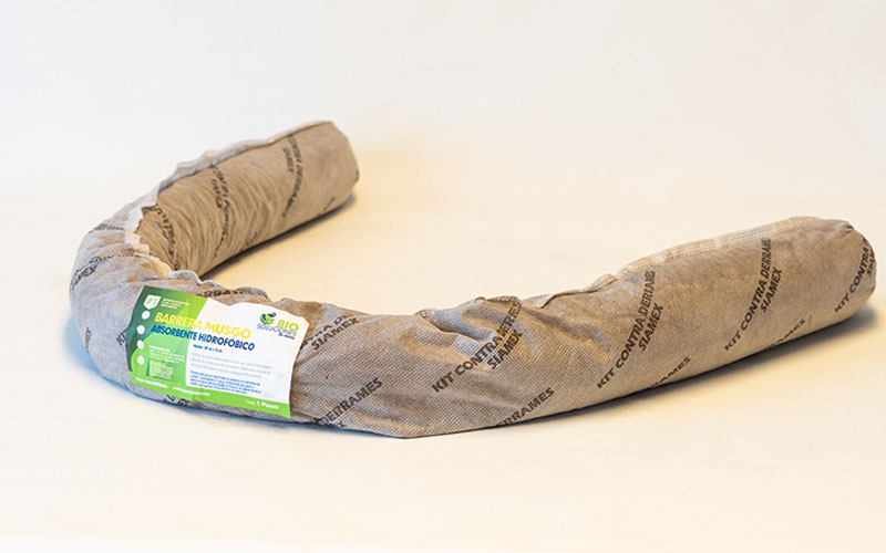 Barrera absorbente de hidrocarburos